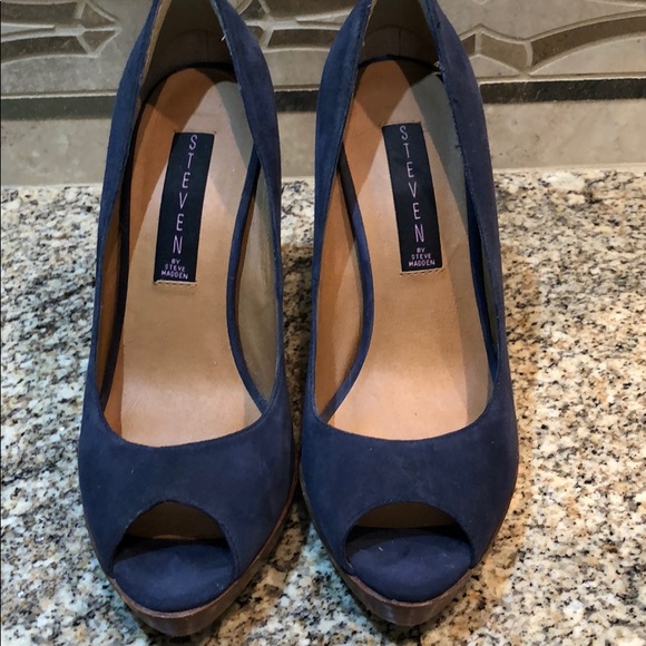 Steven high heels. - Picture 2 of 8